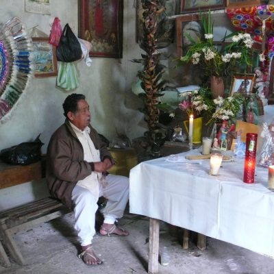 Miguel Cruz altar